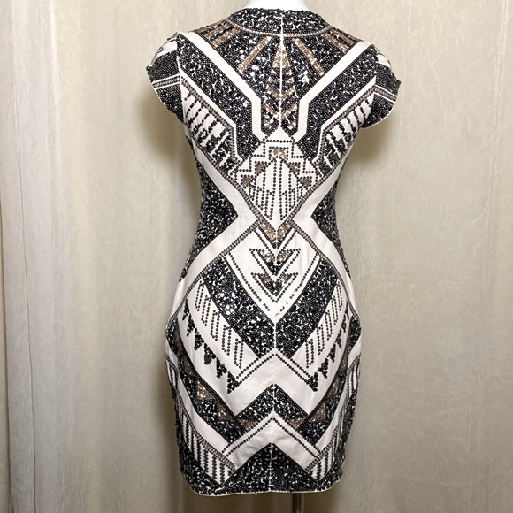 Express cocktail dress cream in color with black and gold sequins. Medium - Picture 3 of 13